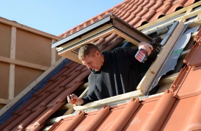 Pose de fenêtres de toit Velux à Armendarits